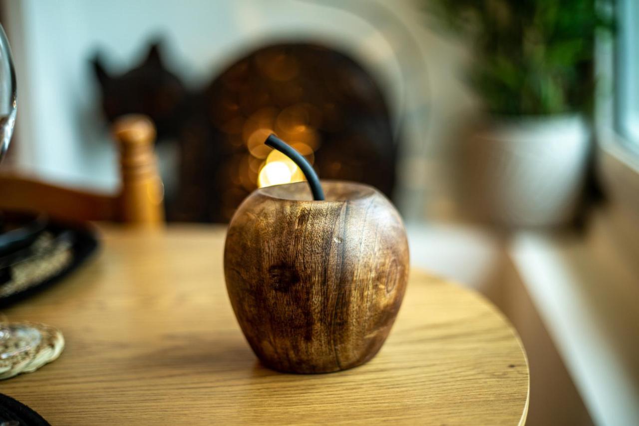 Suite Indus - Jardin, Netflix Et Parking - Le Manoir Aux Pommes Orbec Exterior foto